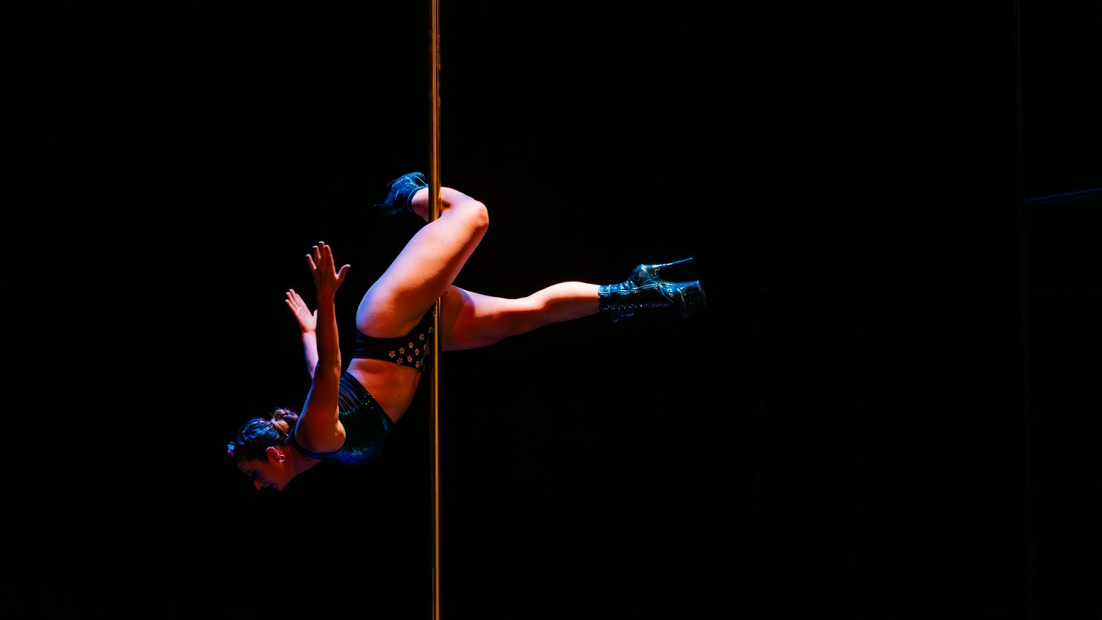 Anika Lorencin Pucić performing